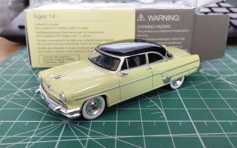  Xe mô hình MINI GT 1/64 Lincoln Capri 1954 Premier Yellow Left Handle 