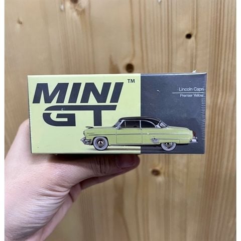  Xe mô hình MINI GT 1/64 Lincoln Capri 1954 Premier Yellow Left Handle 