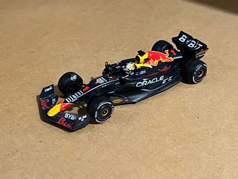  MINI GT #MGT00520 1/64 2022 Oracle Red Bull Racing-M.Verstappen 
