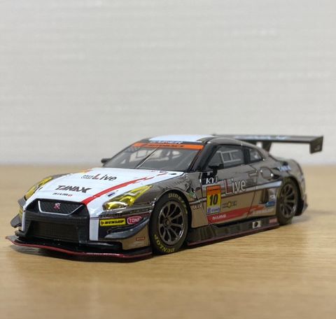  Xe mô hình Mini GT 1/64 TANAX GAINER GT-R SUPER GT2022 SERIES #10 GAINER (left handle) Japan Only 