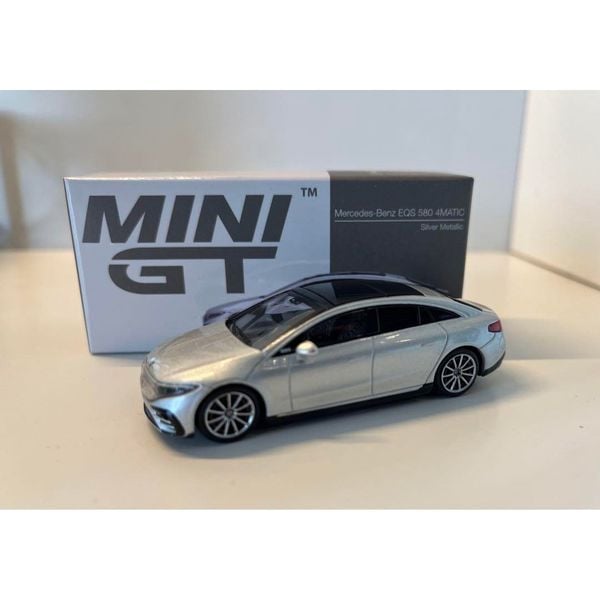 Mô hình xe MINI GT 1/64 Mercedes-Benz EQS 580 4MATIC Hi-Tech Silver Metallic (Left Handle)