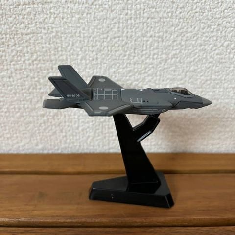  Mô hình máy bay Tomica Premium 28 JASDF F-35A Lightning II 