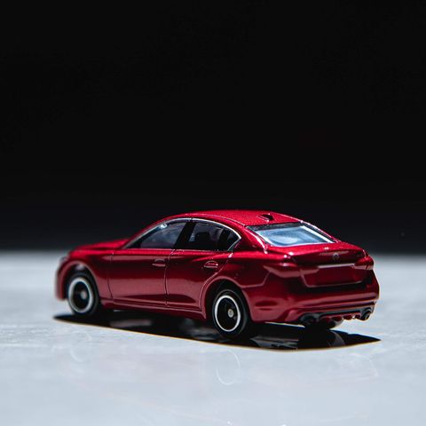  Takara Tomy Tomica 76 Nissan Skyline 