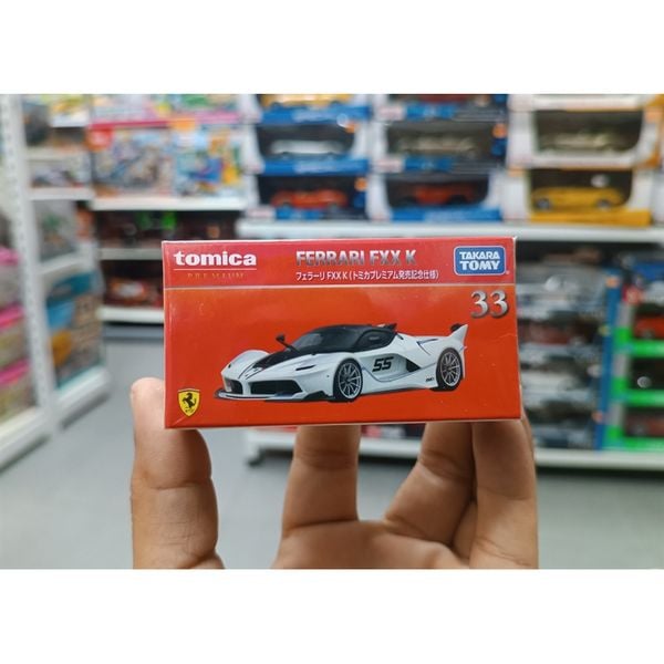Tomica Premium 33 Ferrari FXX K