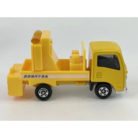  Mô hình xe TOMICA 26 ISUZU ELF Road Sign Truck 
