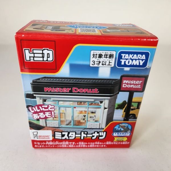 Tomica World 228813- Donut Restaurant Mister Donut