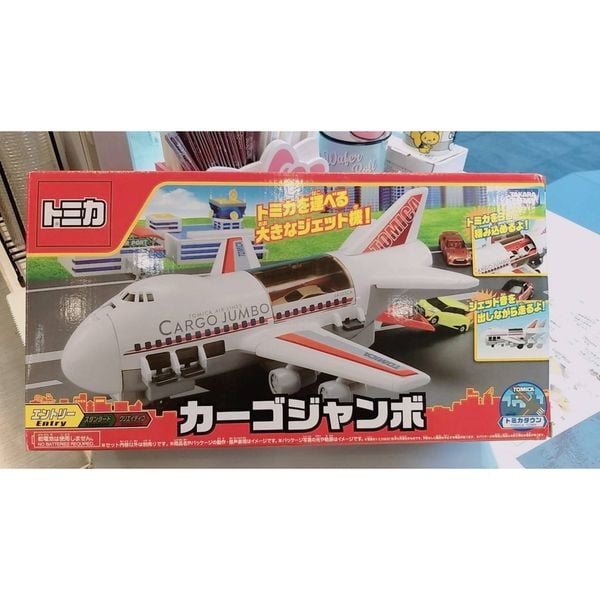TOMICA WORLD CARGO JUMBO
