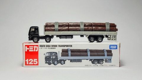  Mô hình Tomica 125 Isuzu Giga Wood Transporter 