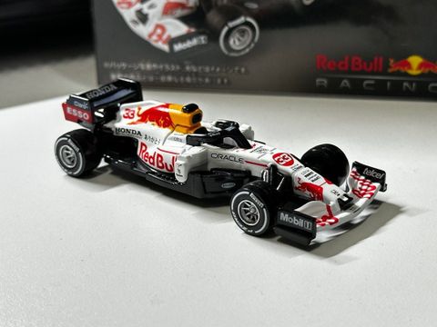  Xe mô hình Tomica Premium Racing Red Bull Racing Honda RB16B No.33 (trắng) 