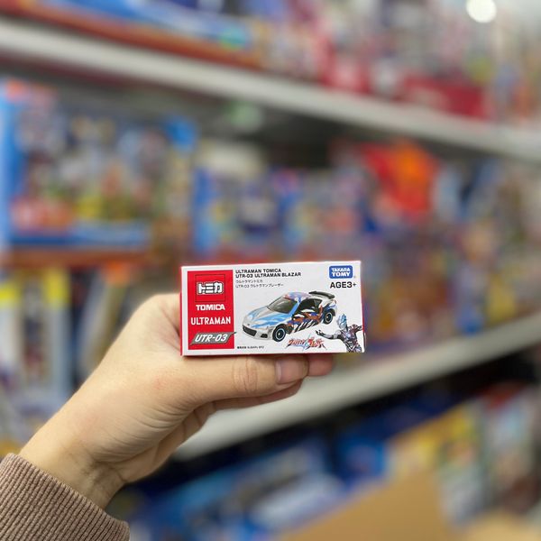 23win08 com mô hình xe Tomica Ultraman UTR-03 ULTRAMAN BLAZAR