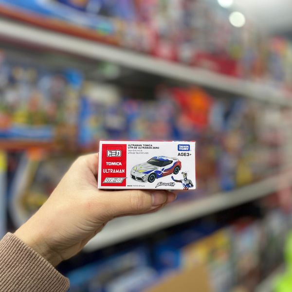 23win08 com mô hình xe Tomica Ultraman UTR-02 ULTRAMAN ZERO
