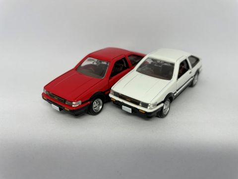  Mô hình xe Tomica PRM 25 Toyota Corolla Levin ( Trắng đen) 