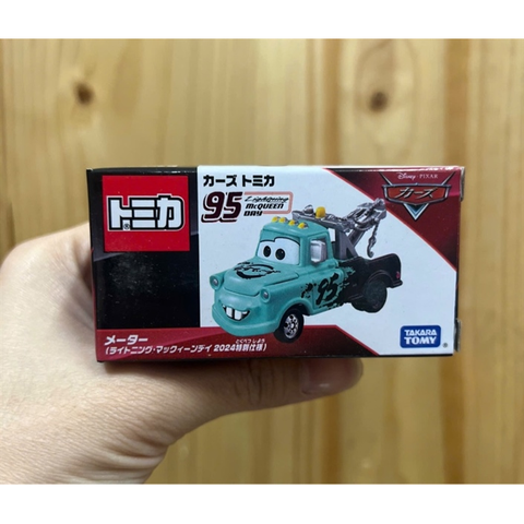  Mô hình xe Tomica Disney Cars Mater McQueen Day 