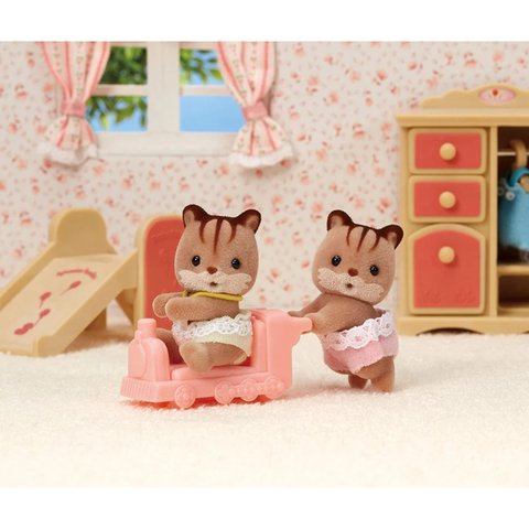  Sóc sinh đôi RI-46 Sylvanian Families Walnut Squirrel Twins chan 