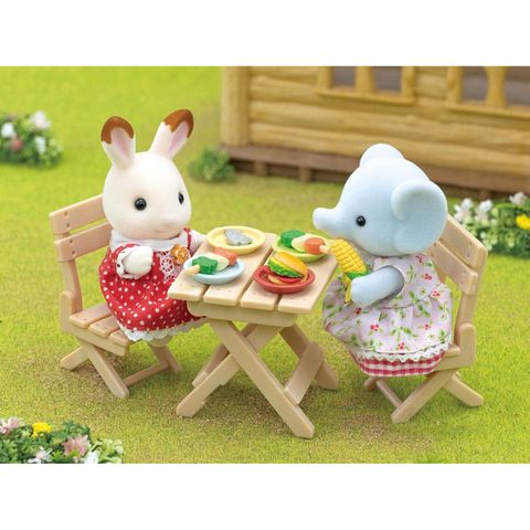  Đồ chơi búp bê DF-16 Sylvanian Families Elephant Girl: Blue Sky Barbecue Set, Doll and Furniture Set 