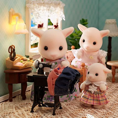  Đồ chơi gia đình FS-43 Sylvanian Families Goat Family Set 