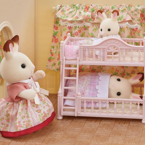  Đồ chơi nội thất nhà búp bê Ce-210 Sylvanian Families Large House with Red Roof Furniture Set 