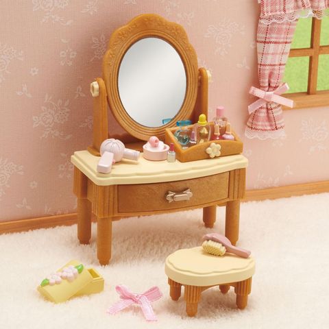  KA -312 Family Doll Dresser Set 23win11 