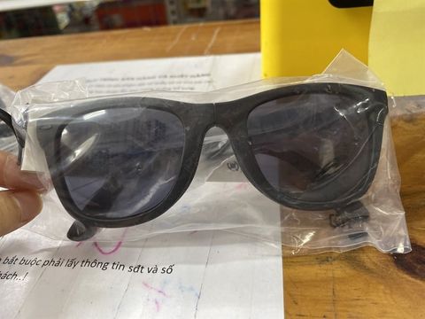  Kính dâm uniqlo gọng gập 