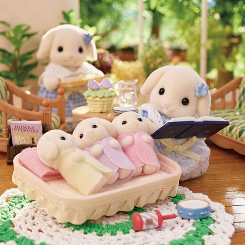  Đồ chơi búp bê gia đình thỏ Sylvanian Families Flora Rabbit Family 5735 