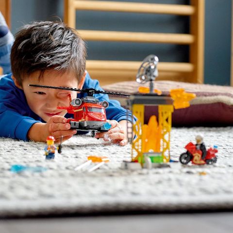  Lego city 60281 - Trực Thăng Cứu Hỏa 