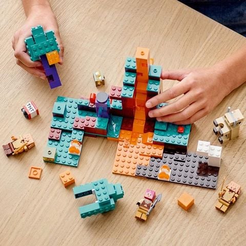  LEGO 21168 The Warped Forest 