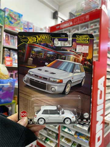  HRT59/GJT68 Mô hình xe Hot Wheels BOULEVARD MAZDA 323 GTX TURBO 