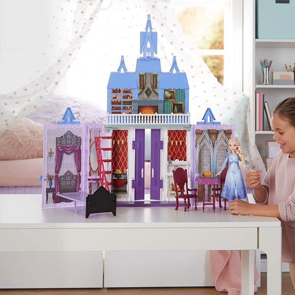 Lâu đài búp bê Disney Frozen 2 Portable Arendelle Castle Playset