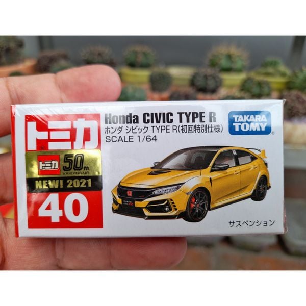 Mô hình Tomica 40-11 Honda Civic Type R màu vàng tỷ lệ 1/64