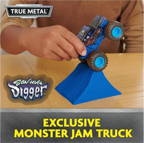  6066186 - Monster Jam: Set Monster Dirt - Son Uva Digger — Distrito Max 