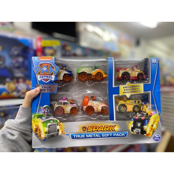 Set 6 mô hình xe Spin Master Paw Patrol True Metal Spark Gift Pack of 6 Collectible Die-Cast Vehicles-1