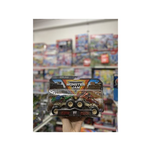 23win08 com mô hình xe 6064128- Monster Jam Biker Zombie vs Burned Zombie