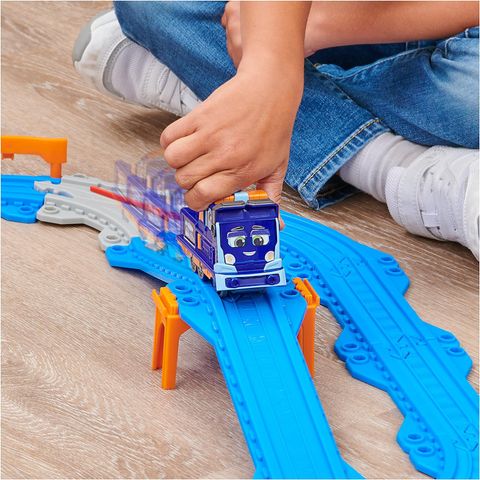  6060209 -Mighty Express with Milo Toy Train, 32-Piece ( da gom tau xanh) 