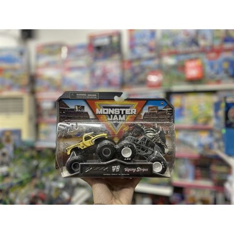  6064128 - Monster Jam 1:64 Diecast 2-Pack Bulldozer vs Racing Stripes 