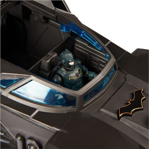  Đồ chơi mô hình nhân vật và xe Crusader Batmobile Playset with Exclusive 4-inch Batman Figure DC Comics 