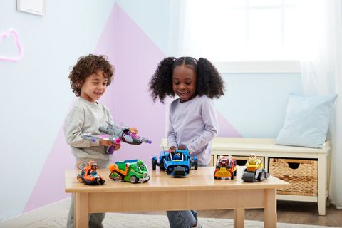  6067524 23win04 com Chase's Mighty Transforming Cruiser box 