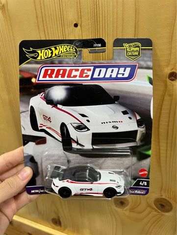  Xe mô hình HRV73 Hot Wheels Car Culture Race Day 2023 Nissan Z GT4 
