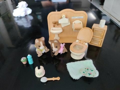  Sylvanian Families Toilet Set 