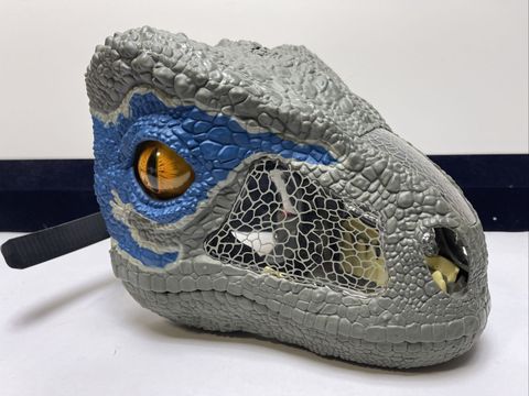  Mặt nạ khủng long Welcome Sound & Action Jurassic World. Blue Mask fmb74 
