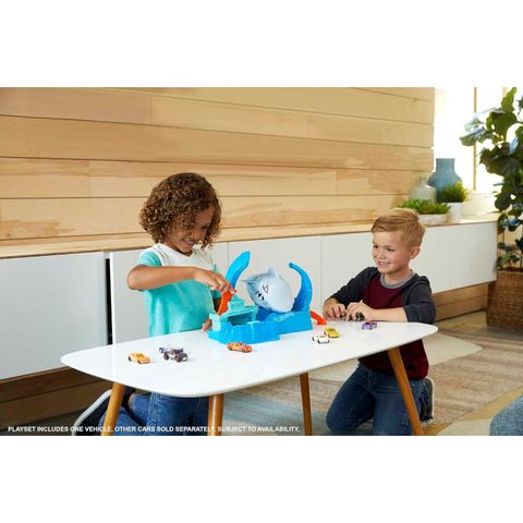  Bộ đồ chơi Mattel Hot Wheels Robo Shark Frenzy Play Set GJL12 