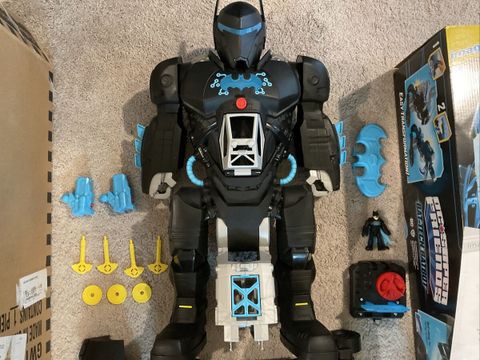  Đồ chơi robot GWT23 Imaginext DC Super Friends Bat-Tech BatBot and Batman Figure 