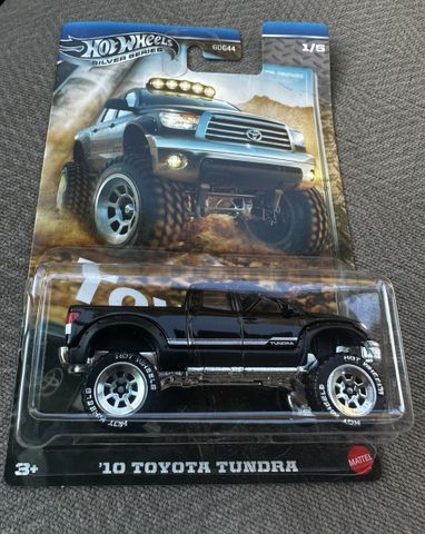  Xe mô hình JCB71 Hot Wheels '10 TOYOTA TUNDRA 