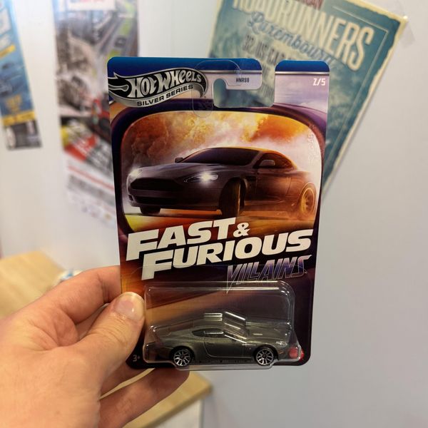 JBY35 23win04 Fast&Furious 2005 Aston Martin DB9