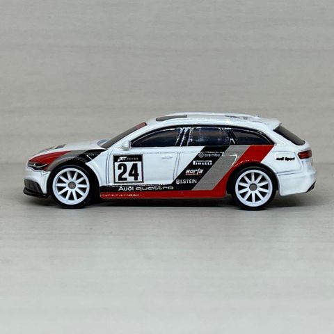  JBK51/FPY86 Siêu xe Hot Wheels sang trọng AUDI RS6 