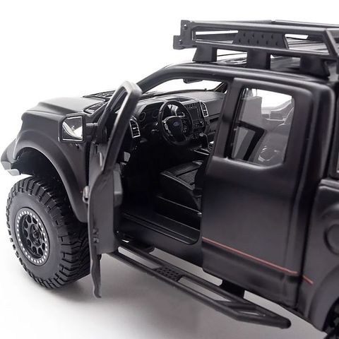  Do choi mo hinh xe Ford F-150 Raptor 2017 1:24 