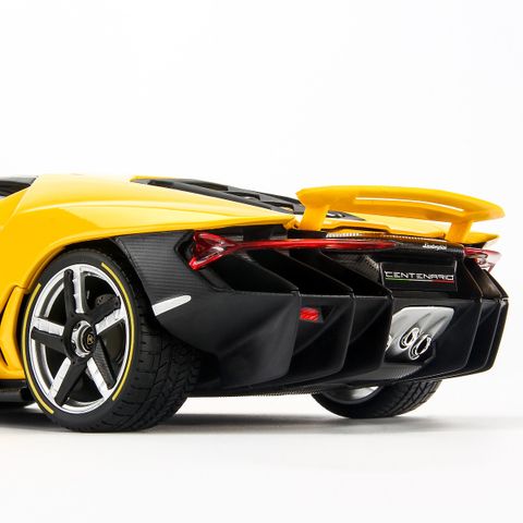  Xe mô hình LAMBORGHINI CENTENARIO LP 770-4( VÀNG) 38136 - 1:18 