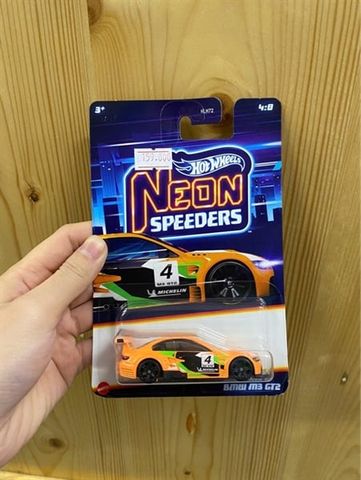  HRW78 Mô hình xe Hot Wheels Neon Speeders BMW M3 GT2 