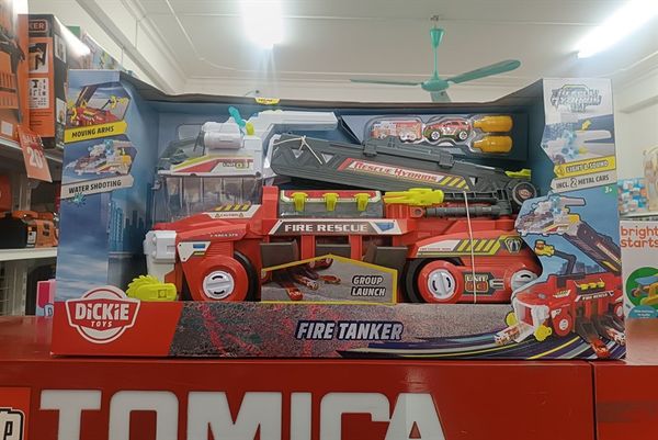  Bộ Đồ Chơi Xe Cứu Hỏa Bắn Nước DICKIE TOYS Fire Tanker 203799000 