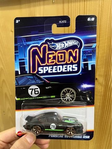  Xe mô hình HLH72/JCB05 Hot Wheels Neon Speeders - PORSCHE 934 TURRBO RSR 