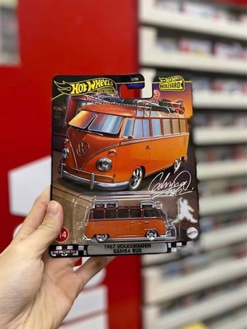  Xe mô hình HRT62 Hot Wheels Boulevard '67 Volkswagen Samba Bus 